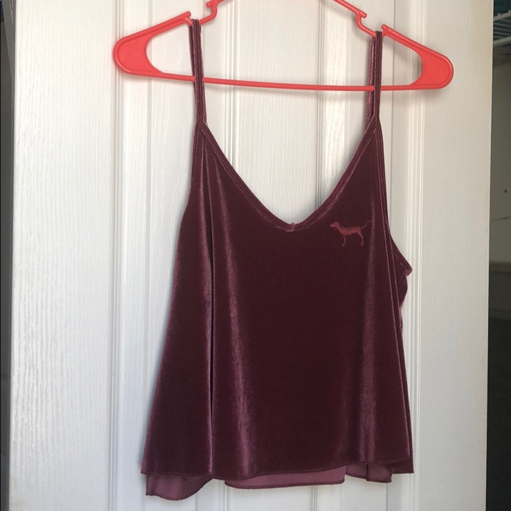 PINK cropped tank!!🔥